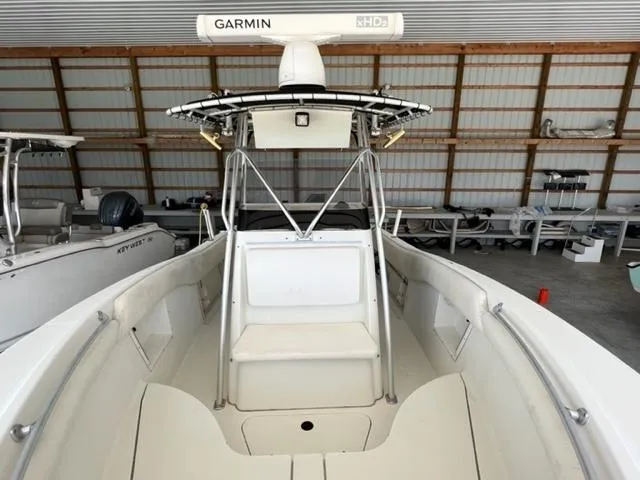 Slide: The Image of Hydra-Sports 2596CC / 2600CC Vector 2000 - 15