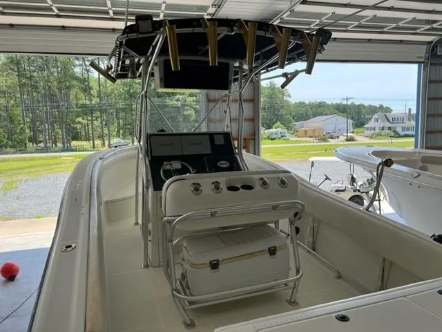 Slide: The Image of Hydra-Sports 2596CC / 2600CC Vector 2000 - 4