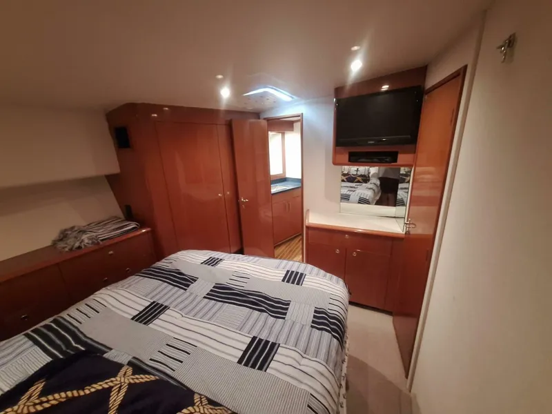 Slide: The Image of Viking 55 Convertible 2000 - 57