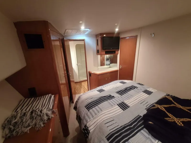 Slide: The Image of Viking 55 Convertible 2000 - 58