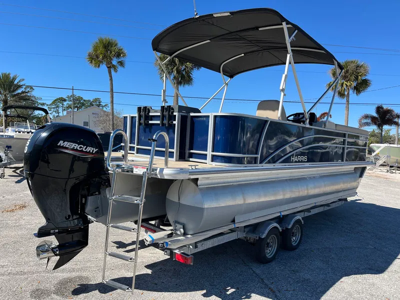 Slide: The Image of Robalo 206 Cayman 2024 - 3
