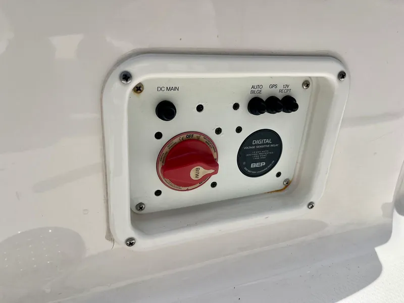 Slide: The Image of Robalo 206 Cayman 2024 - 20
