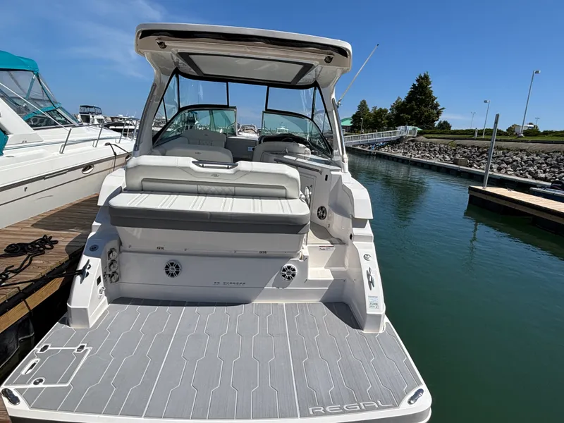 Slide: The Image of Regal 33 EXPRESS 2024 - 2