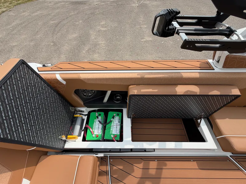 Slide: The Image of Nautique GS24SUPER AIR 2027 - 28