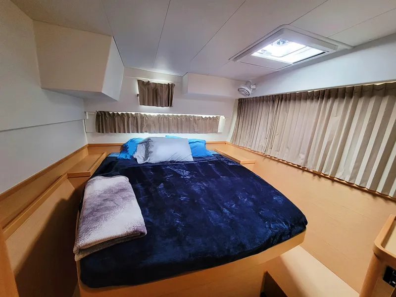 Slide: The Image of Cabin 2 - 17