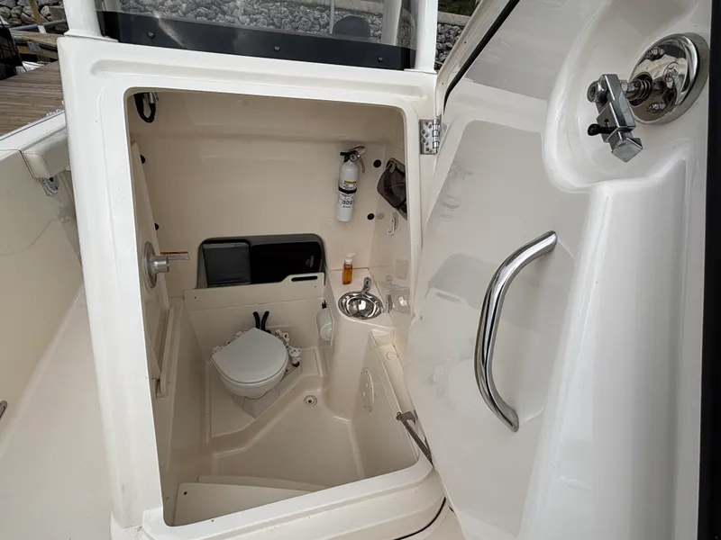 Slide: The Image of Pursuit 260C 2013 - 16