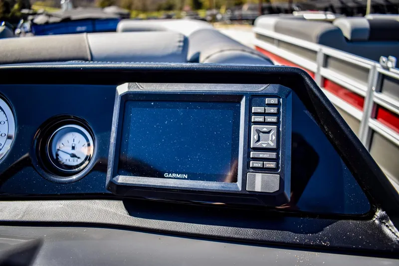 Slide: The Image of Garmin display on 2024 Bennington 20 SVLSR boat dashboard. - 16