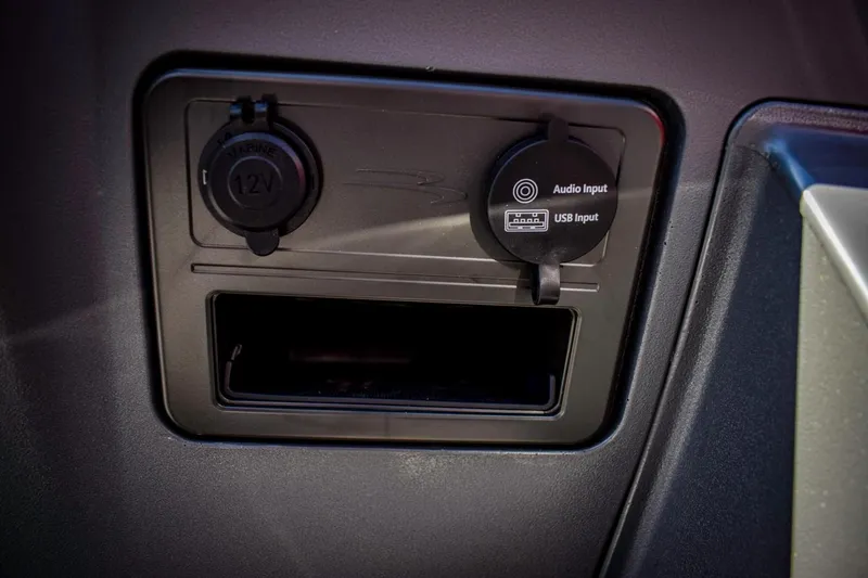 Slide: The Image of 2024 Bennington 20 SVSBSR audio input and USB port panel. - 17