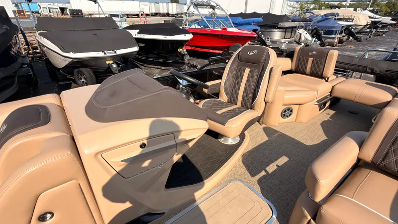 Slide: The Image of Barletta LUSSO 23M 2025 - 32