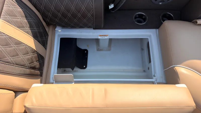 Slide: The Image of Barletta LUSSO 23M 2025 - 21