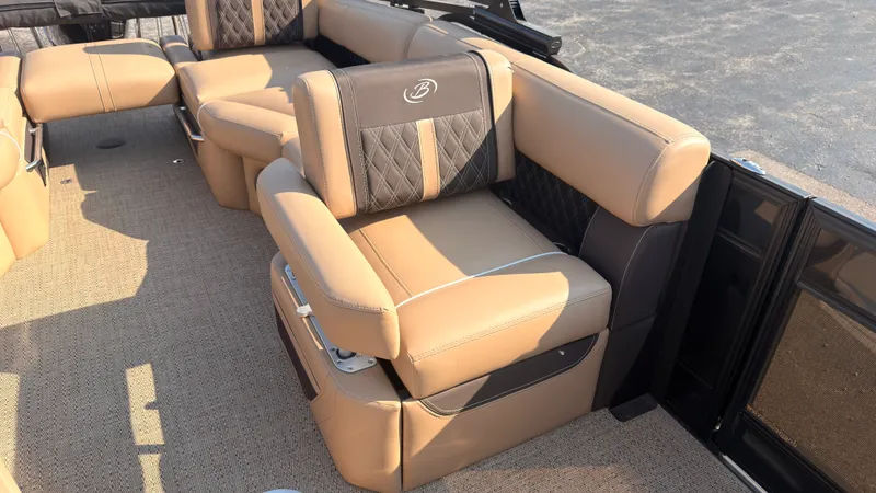 Slide: The Image of Barletta LUSSO 23M 2025 - 29