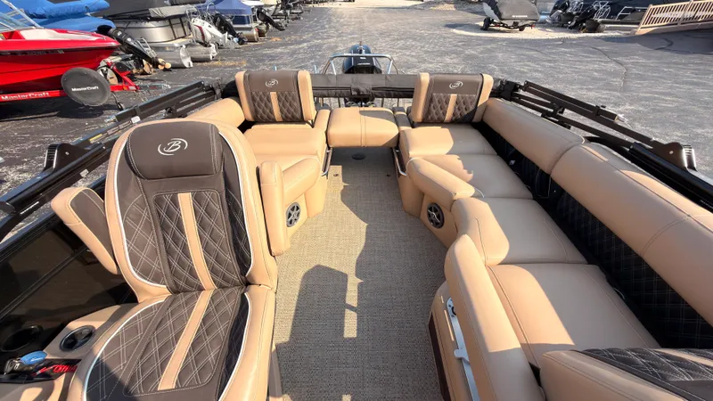 Slide: The Image of Barletta LUSSO 23M 2025 - 42