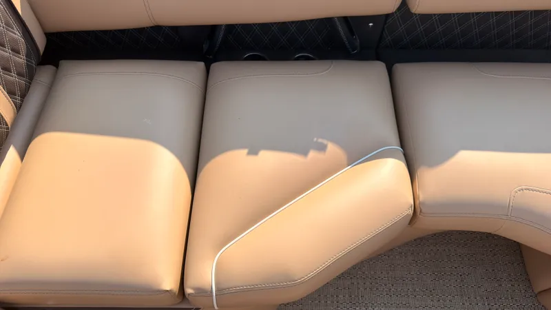 Slide: The Image of Barletta LUSSO 23M 2025 - 46