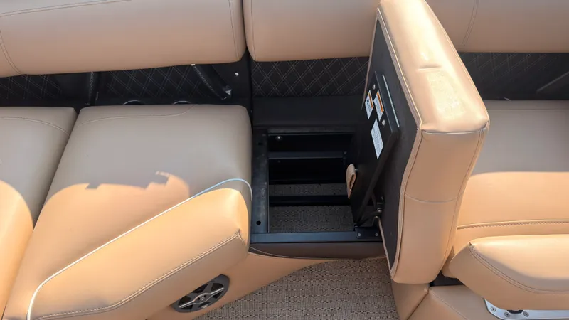 Slide: The Image of Barletta LUSSO 23M 2025 - 45