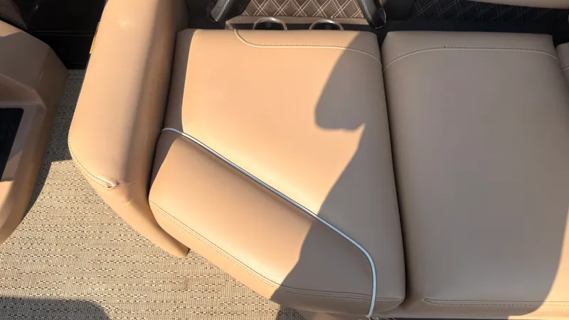 Slide: The Image of Barletta LUSSO 23M 2025 - 51