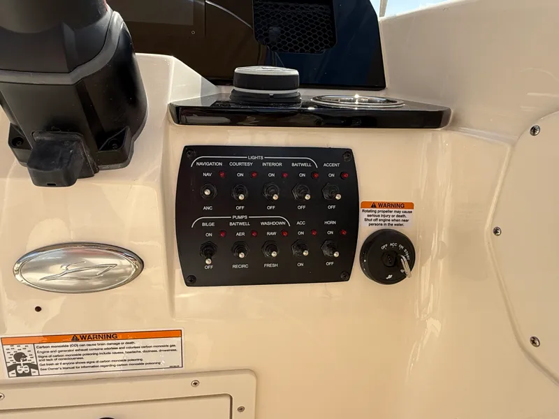 Slide: The Image of Scout 220 Dorado 2027 - 15