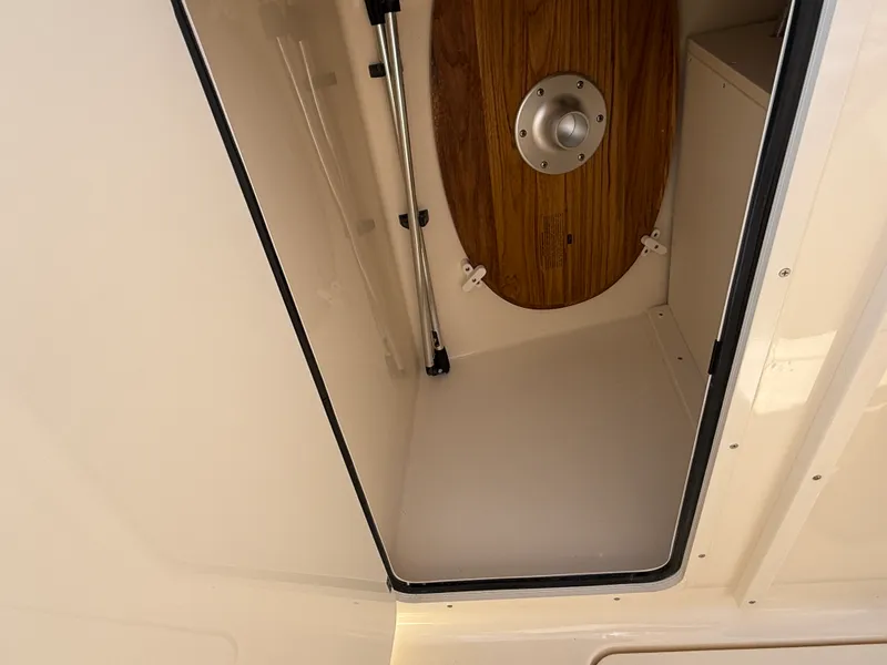 Slide: The Image of Scout 220 Dorado 2027 - 19