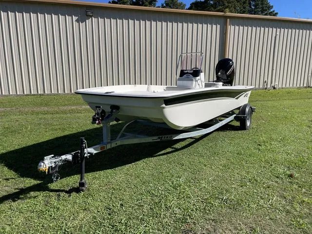 Slide: The Image of Mako MAKO PRO SKIFF 17CC W/75HP 2023 - 3