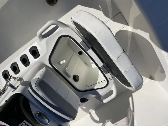 Slide: The Image of Mako MAKO PRO SKIFF 17CC W/75HP 2023 - 40