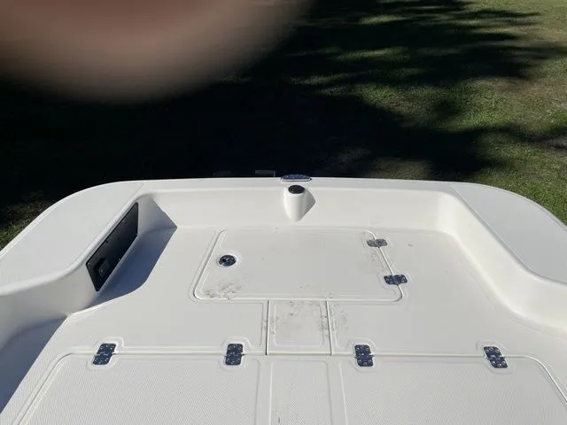 Slide: The Image of Mako MAKO PRO SKIFF 17CC W/75HP 2023 - 44