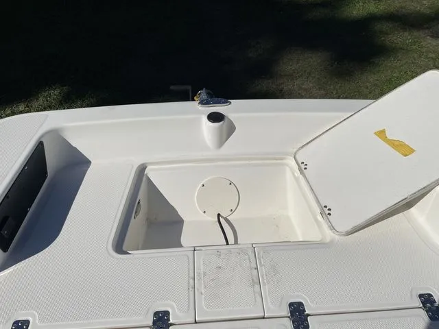 Slide: The Image of Mako MAKO PRO SKIFF 17CC W/75HP 2023 - 45