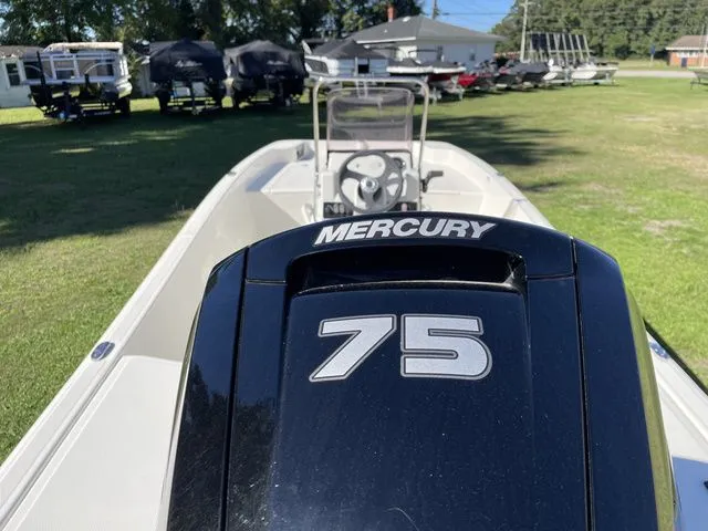 Slide: The Image of Mako MAKO PRO SKIFF 17CC W/75HP 2023 - 51