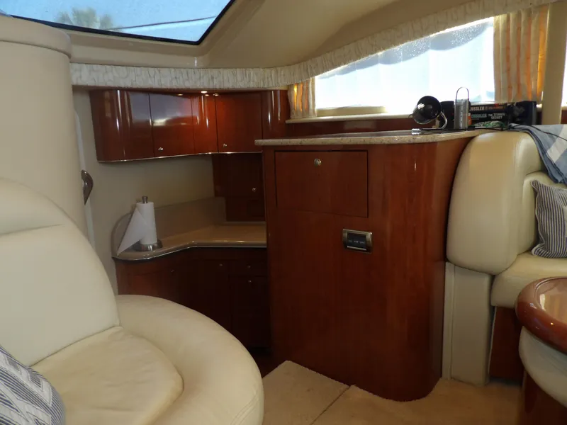 Slide: The Image of Sea Ray 390 Motor Yacht 2003 - 52