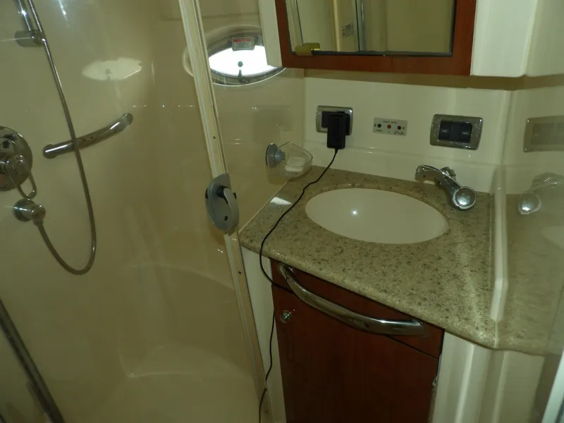 Slide: The Image of Sea Ray 390 Motor Yacht 2003 - 71