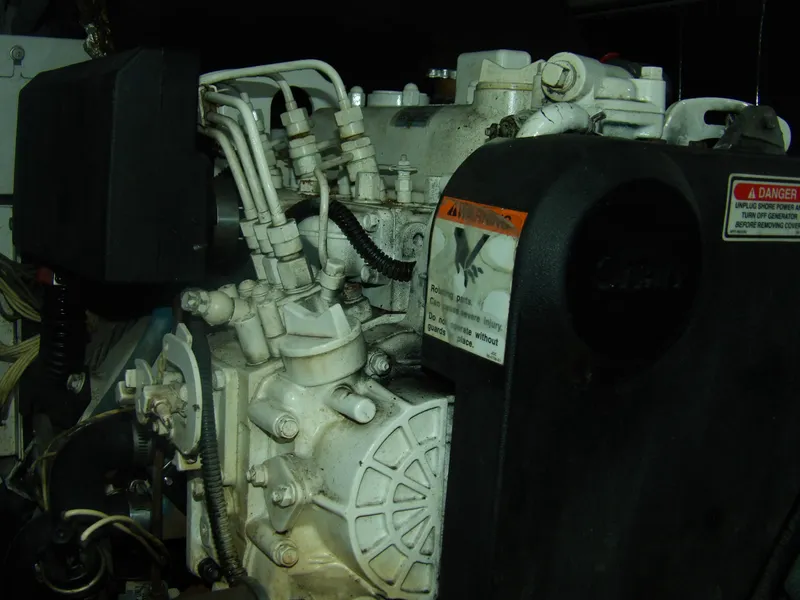Slide: The Image of Sea Ray 390 Motor Yacht 2003 - 96