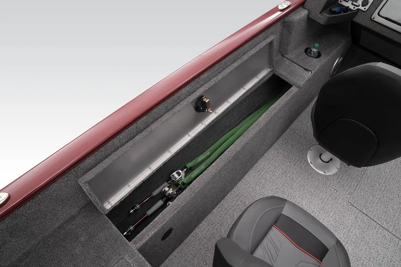 Slide: The Image of Tracker Pro Guide V-175 WT 2024 - 39