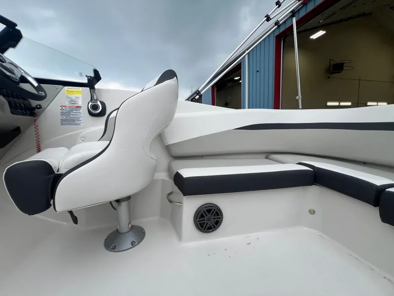 Slide: The Image of Starcraft SVX 230 OB 2024 - 12