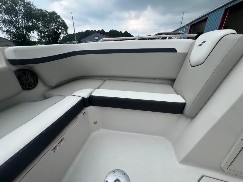 Slide: The Image of Starcraft SVX 230 OB 2024 - 18