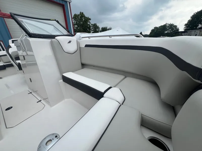 Slide: The Image of Starcraft SVX 230 OB 2024 - 23