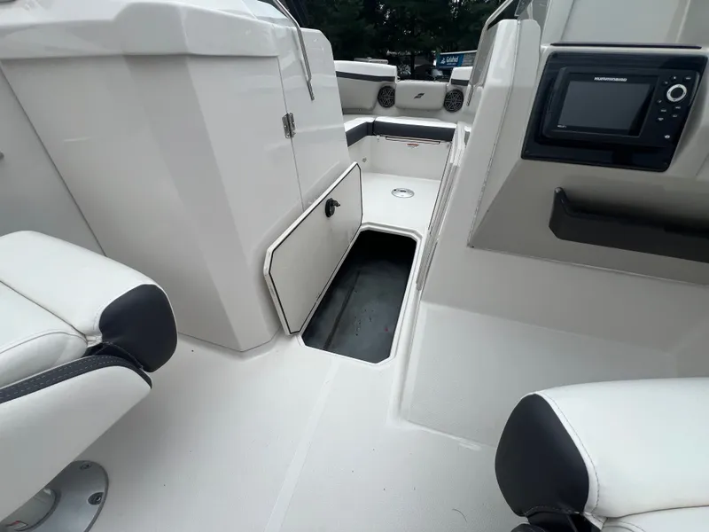 Slide: The Image of Starcraft SVX 230 OB 2024 - 26