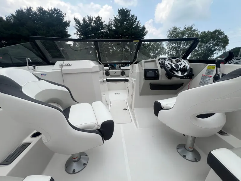 Slide: The Image of Starcraft SVX 230 OB 2024 - 3