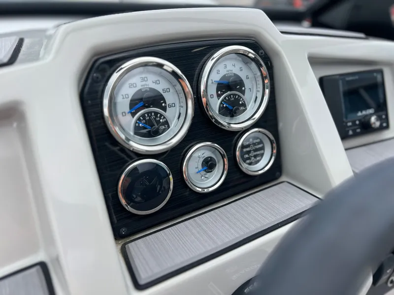 Slide: The Image of Starcraft SVX 230 OB 2024 - 7