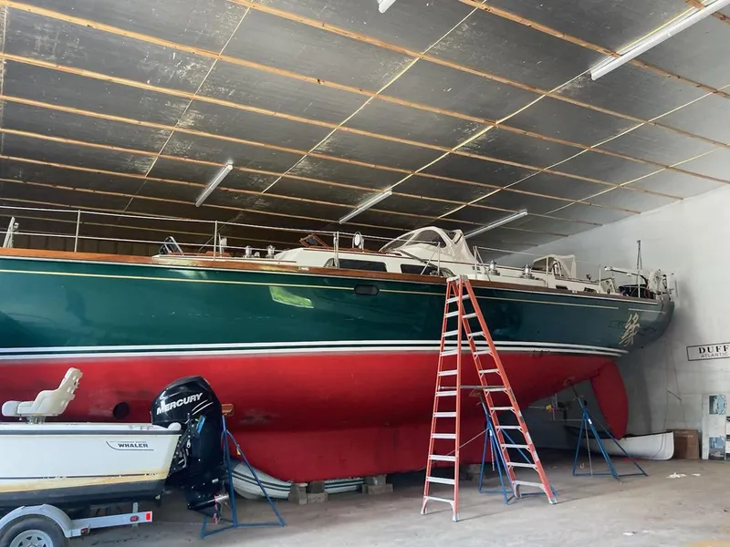 Slide: The Image of Hinckley Yachts Sou'wester 59 2001 - 106