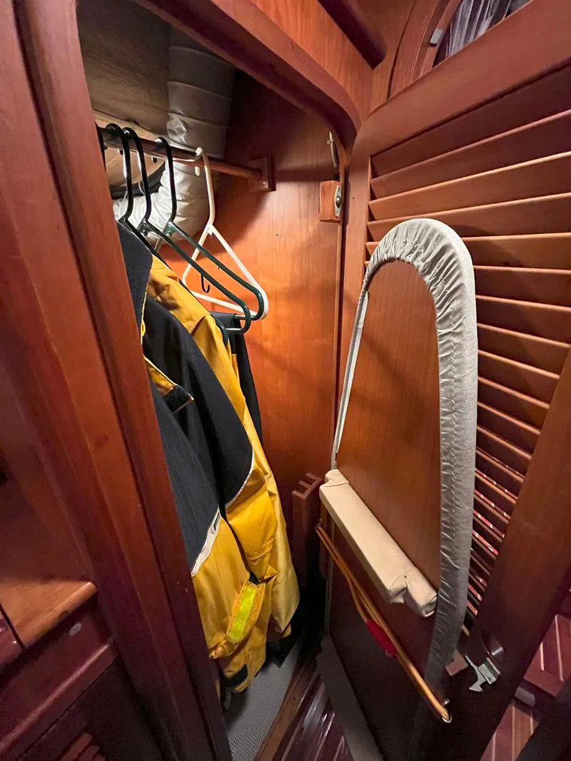 Slide: The Image of Hinckley Yachts Sou'wester 59 2001 - 52