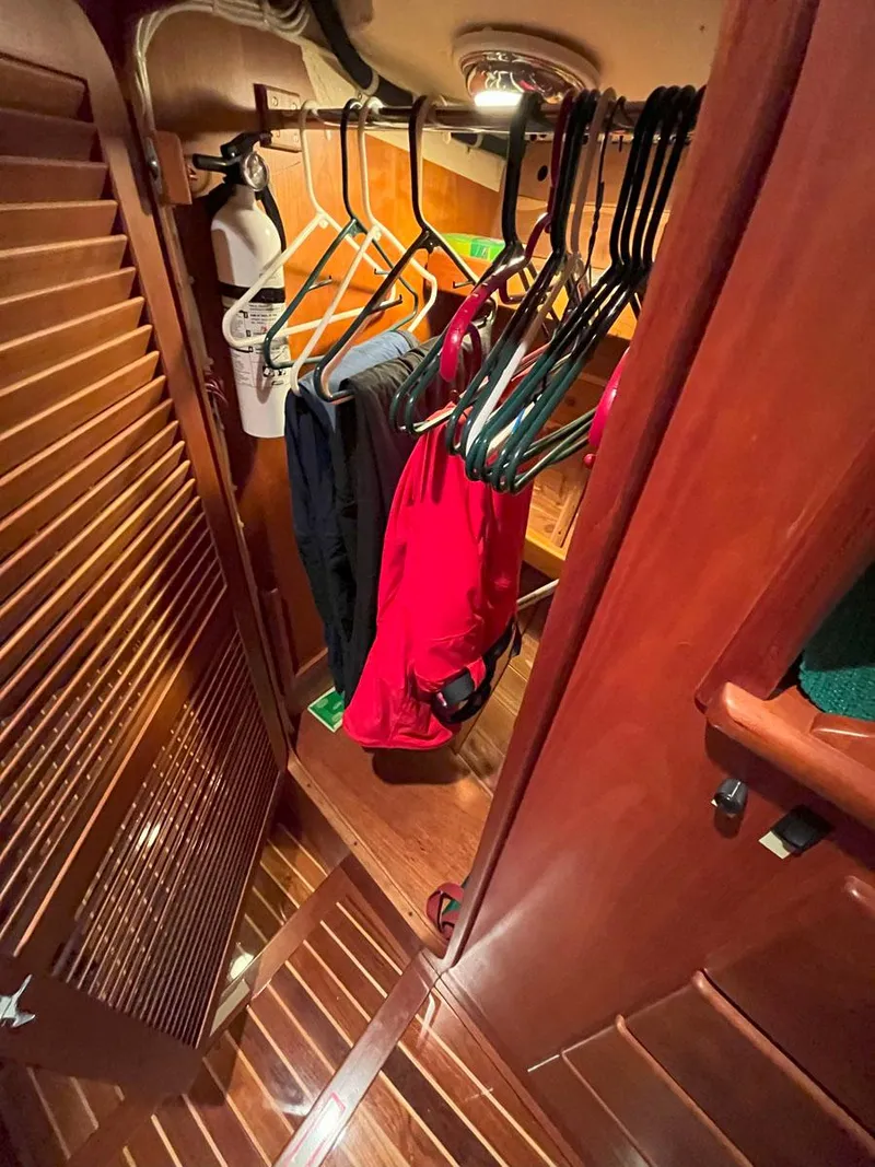 Slide: The Image of Hinckley Yachts Sou'wester 59 2001 - 53