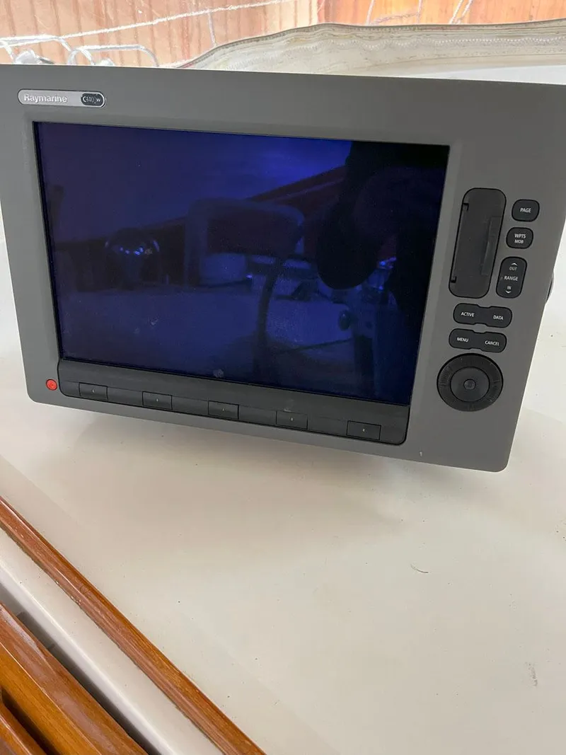 Slide: The Image of Hinckley Yachts Sou'wester 59 2001 - 55