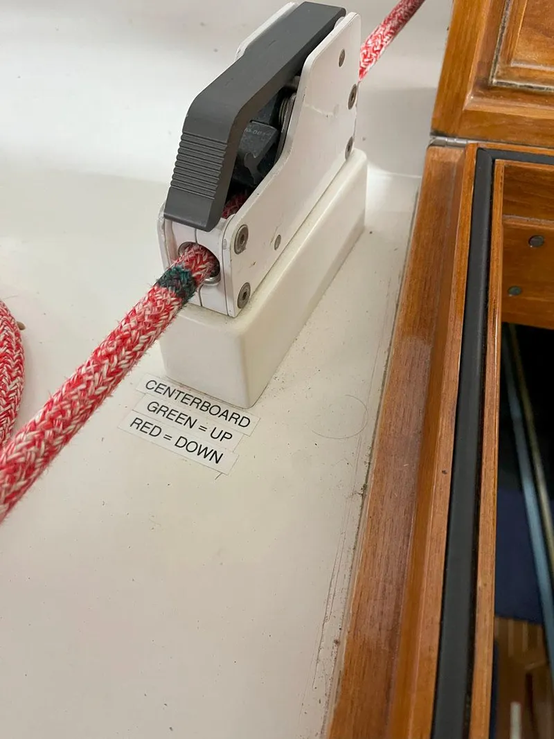 Slide: The Image of Hinckley Yachts Sou'wester 59 2001 - 65