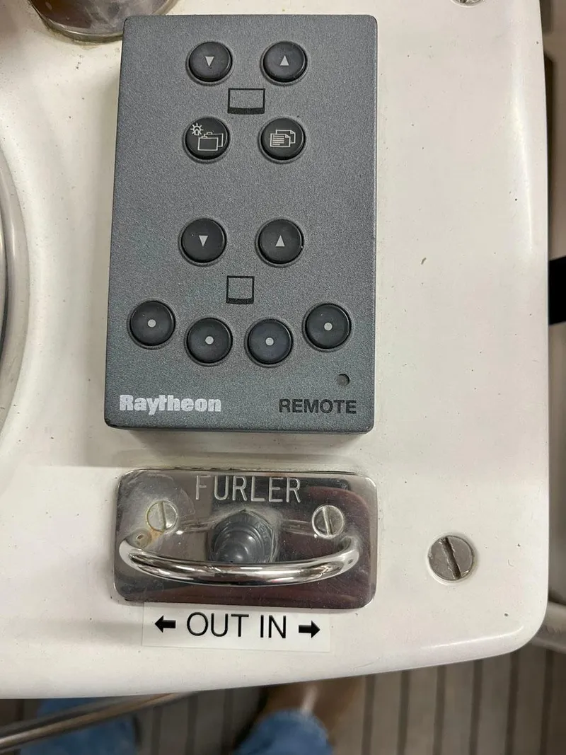 Slide: The Image of Hinckley Yachts Sou'wester 59 2001 - 69