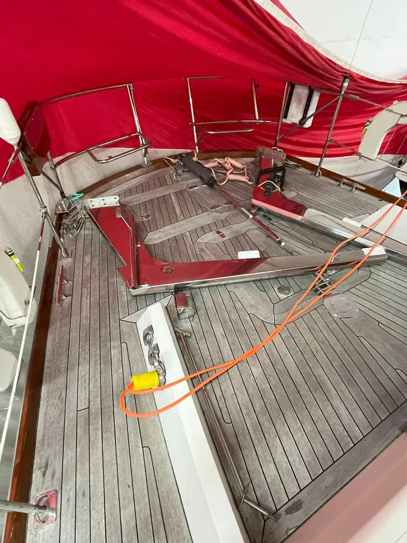 Slide: The Image of Hinckley Yachts Sou'wester 59 2001 - 74