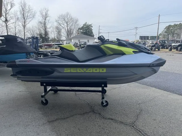 Slide: The Image of Sea-Doo RXP-X 325 2024 - 4