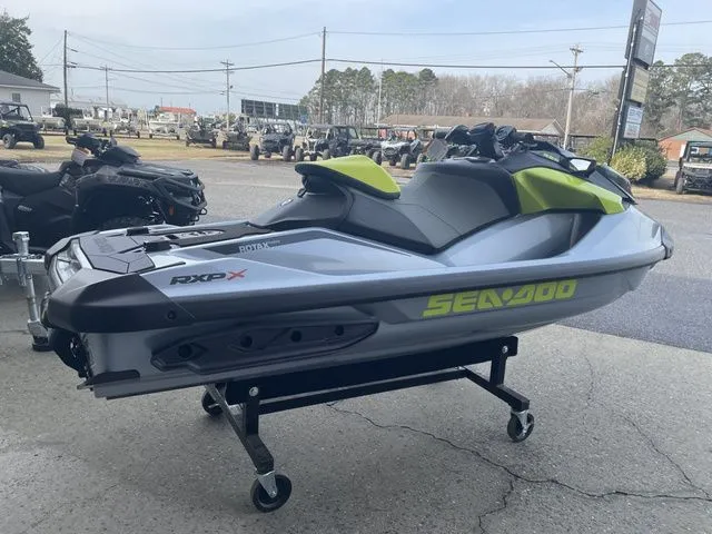 Slide: The Image of Sea-Doo RXP-X 325 2024 - 5