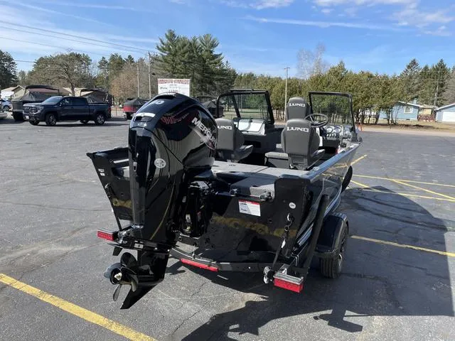 Slide: The Image of Lund 1675 Adventure Sport 2024 - 11