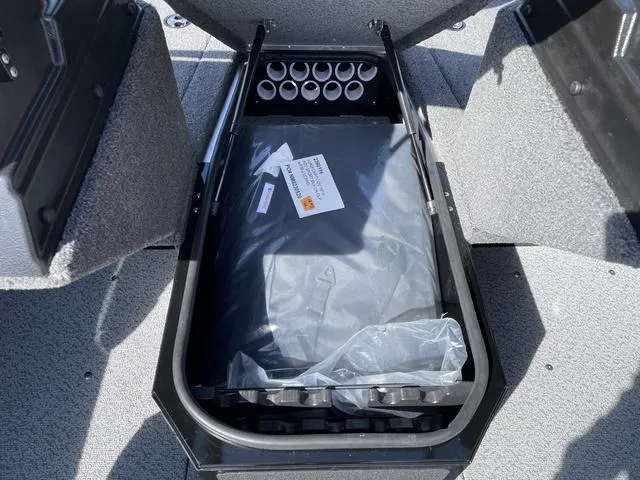 Slide: The Image of Lund 1675 Adventure Sport 2024 - 22