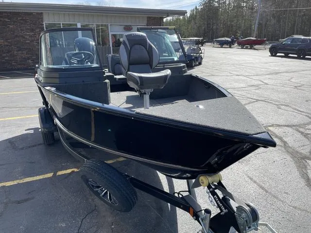 Slide: The Image of Lund 1675 Adventure Sport 2024 - 6