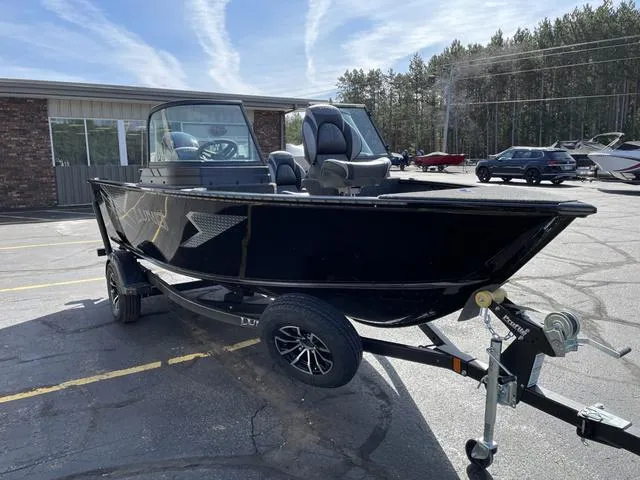 Slide: The Image of Lund 1675 Adventure Sport 2024 - 7