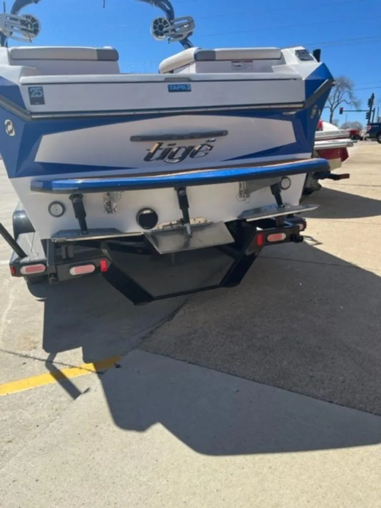 Slide: The Image of 2016 Tigé RZX boat rear view with TAPS3 system and wakeboard tower. - 3